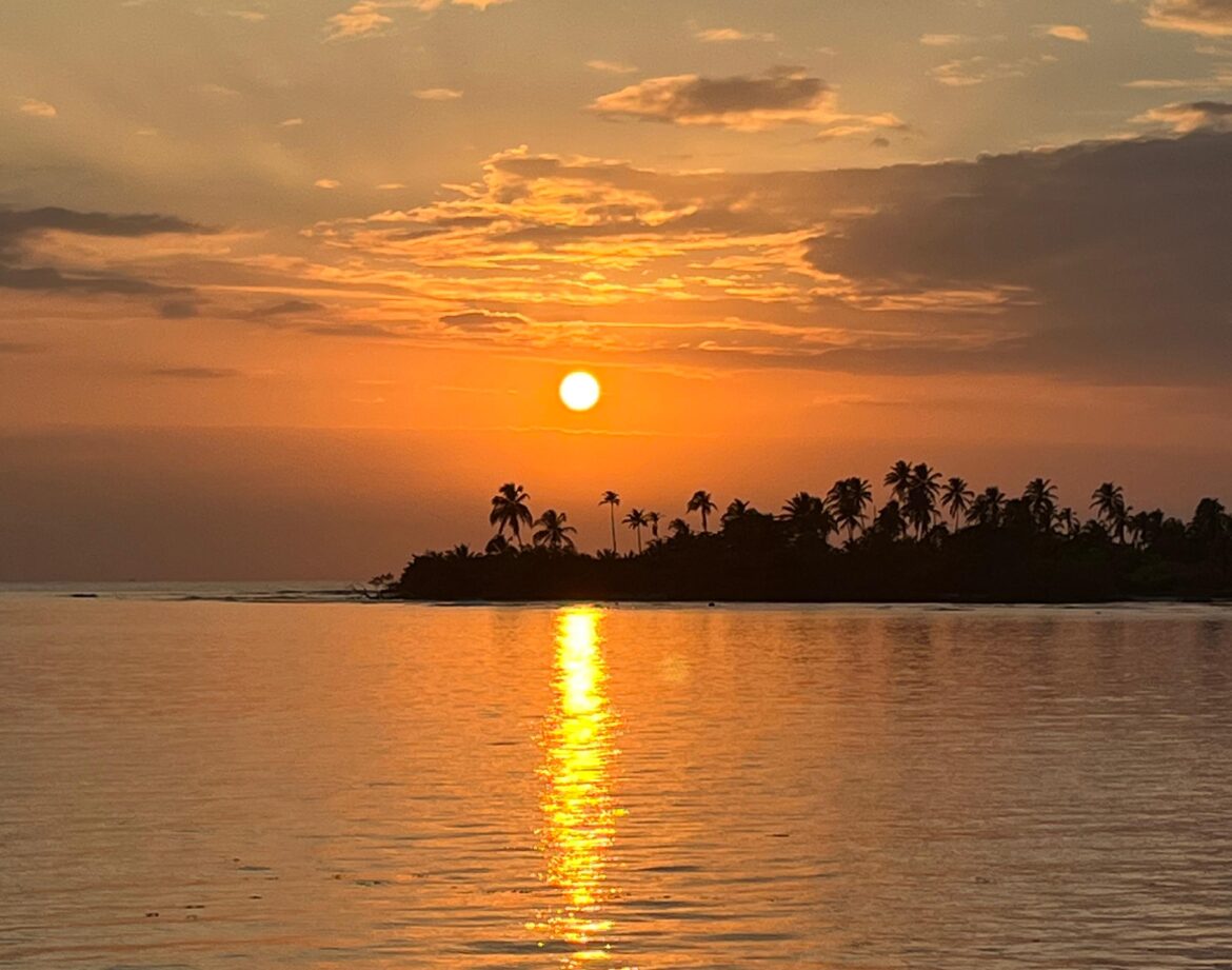 Western Holandeses islands in San Blas, Panama, known for open sea views and pristine tropical landscapes