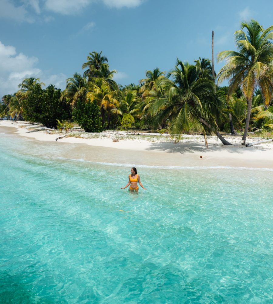 Eastern Holandeses islands in San Blas, Panama, with turquoise waters and remote Caribbean islets